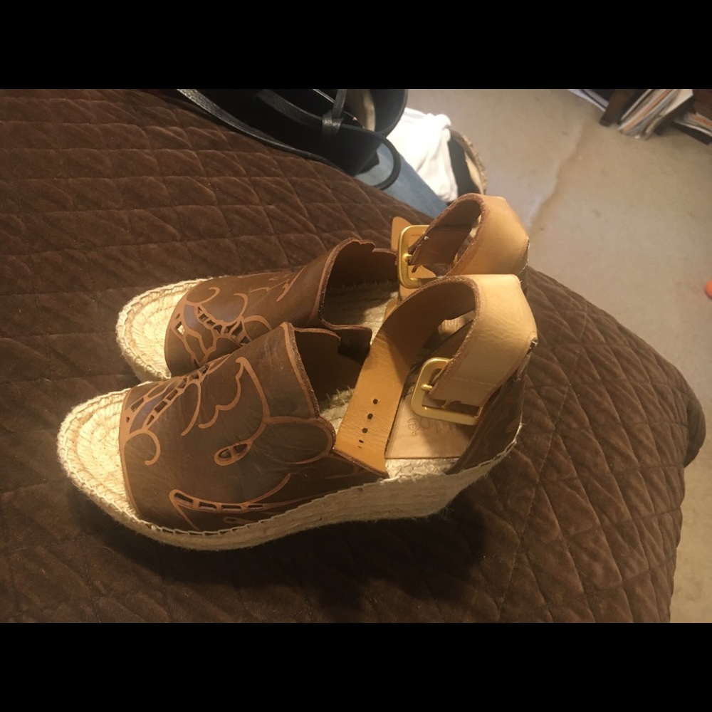 Brand new Chloe brown wedges